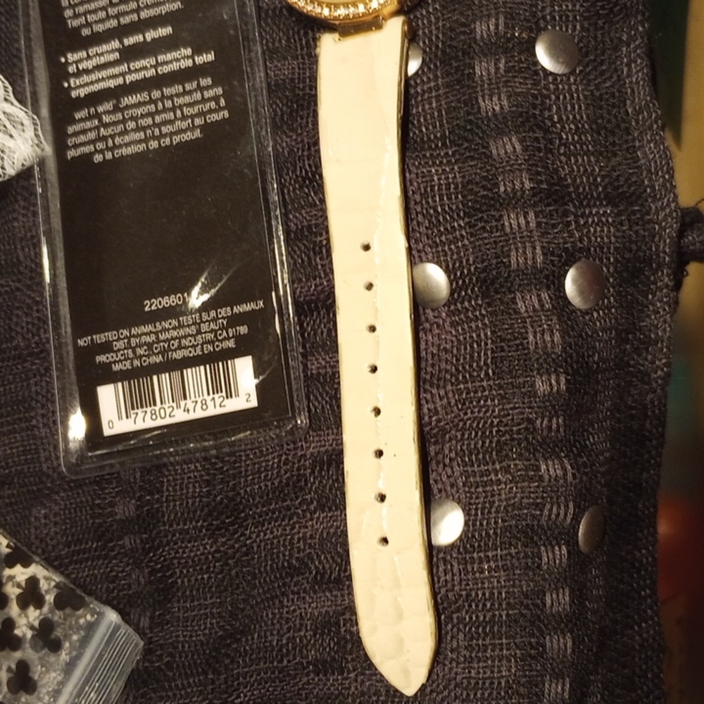 Watch - Picture 4 of 5